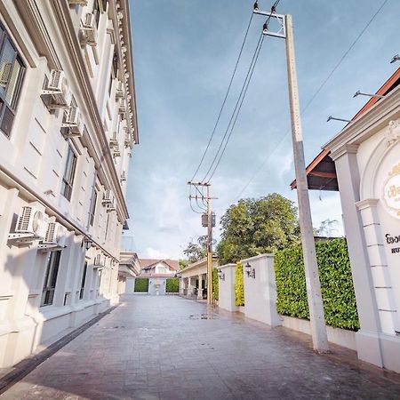 Huern Kan Thong Hotel Phrae Extérieur photo